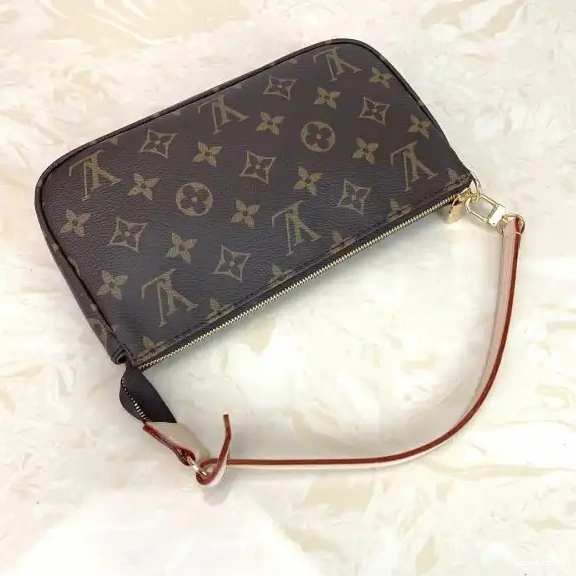 WIS Vuitton ACCESSOIRES POCHETTE Louis 0602